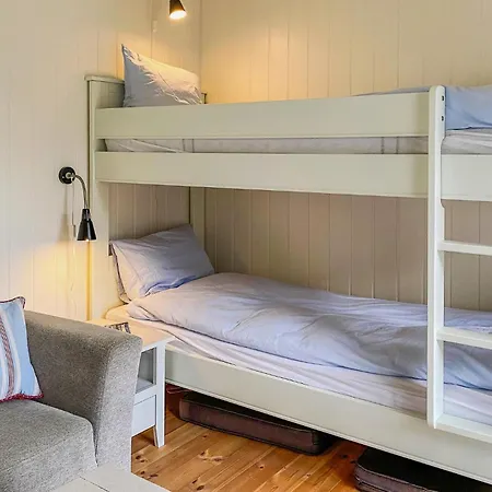 بيت للعطل Pet Friendly In Mauseidvag Langevag