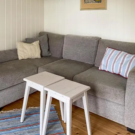Pet Friendly In Mauseidvag بيت للعطل *